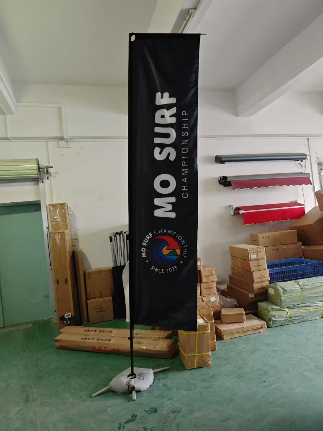 Feather square flag Image 2