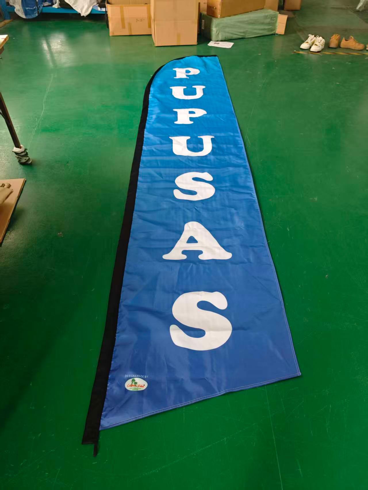 Feather square flag Image 6